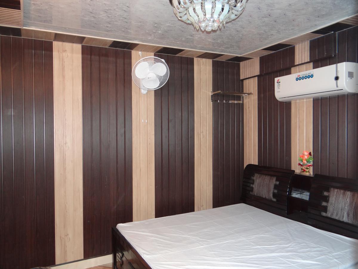 Nanda Hotel Hanumāngarh Exteriör bild